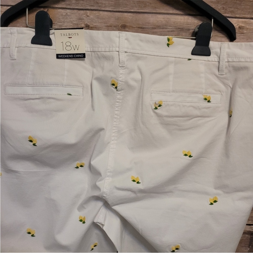 Talbots White Chino Pants with Embroidered Lemons Size 18W - Picture 6 of 7